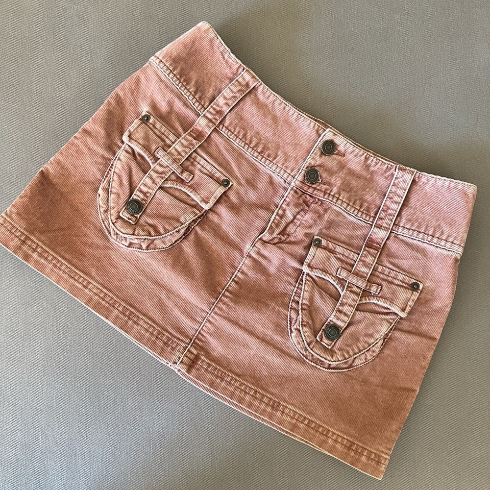 London Jean stretch chino dusty pink corduroy mini skirt sz4 with pocket details